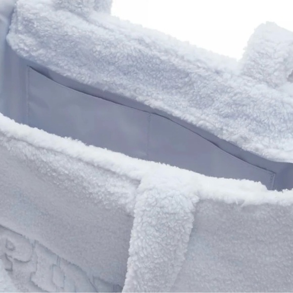 Victoria's Secret PINK Cozy Plush Light Blue Teddy Large Tote Bag - Picture 3 of 3